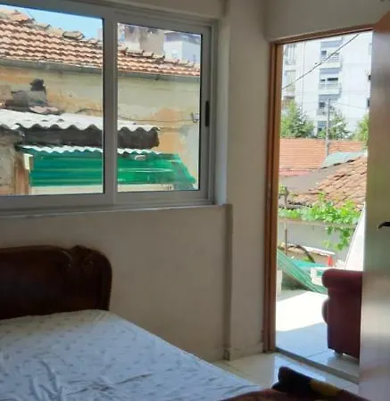 Kaftira House Guest Τίρανα