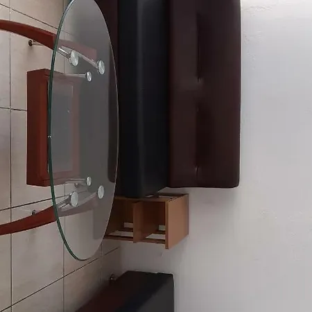 Kaftira House Guest Τίρανα